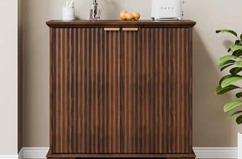 How to paint wood-grain effect cabinets DIY with 6 tips